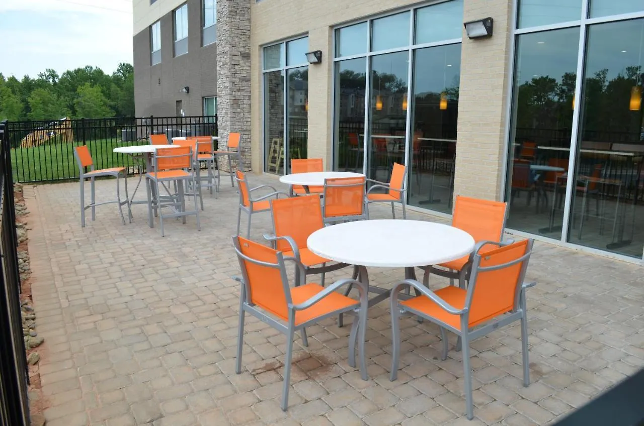 Hotel Holiday Inn Express & Suites - Charlotte Ne - University Area By Ihg