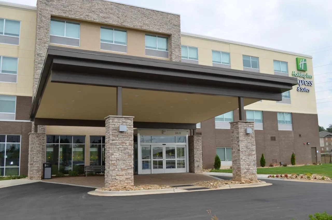 Holiday Inn Express & Suites - Charlotte Ne - University Area By Ihg Hotel
